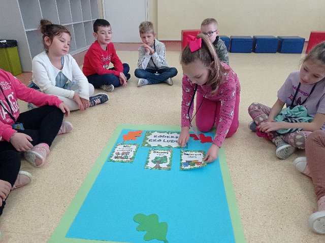 Dzieci układają kodeks eko ludka