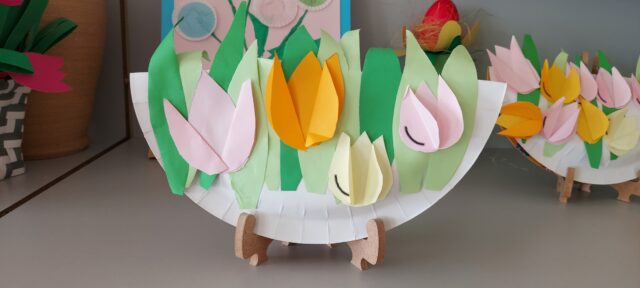 GALERIA MAŁEGO ARTYSTY -Koszyczek z tulipanami