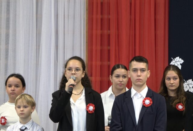 Prowadzący akademie.