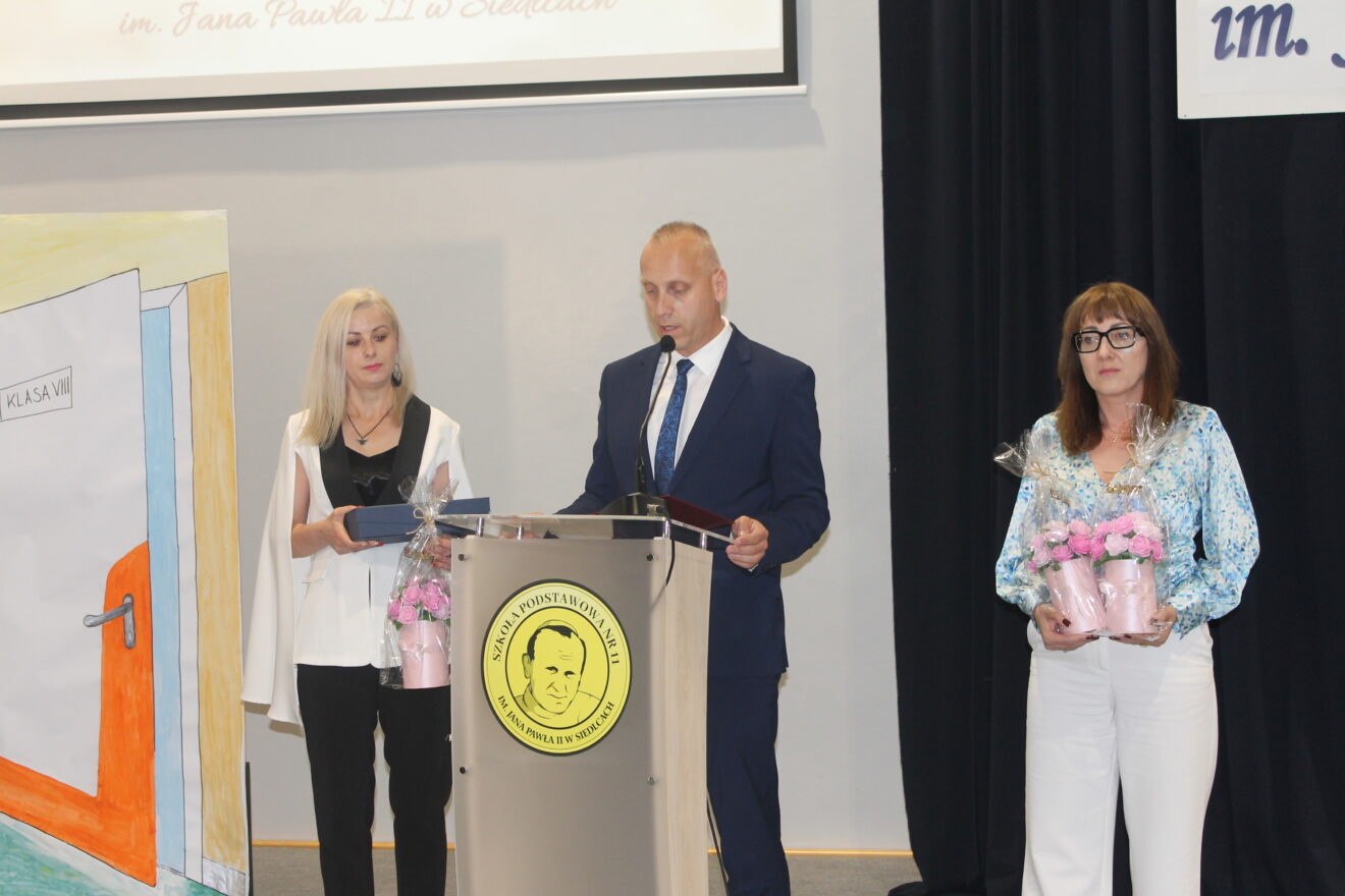 Jubileusz 40-lecia Szkoły Podstawowej nr 11 im. Jana Pawła II-rada rodziców