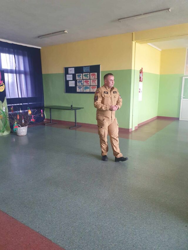Nasz gość podczas spotkania z uczniami klas 5 i 6.