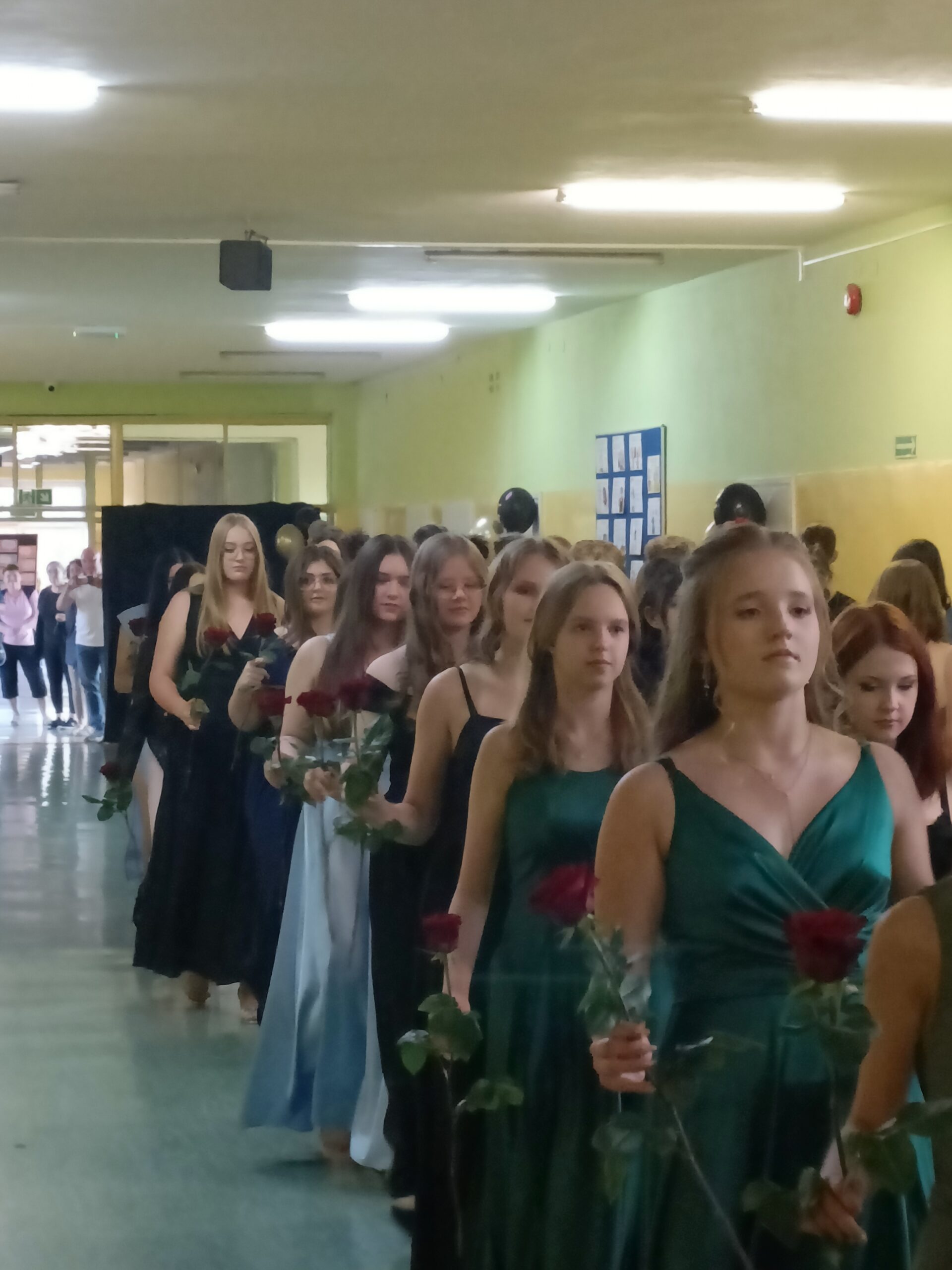 BAL KLAS ÓSMYCH -polonez