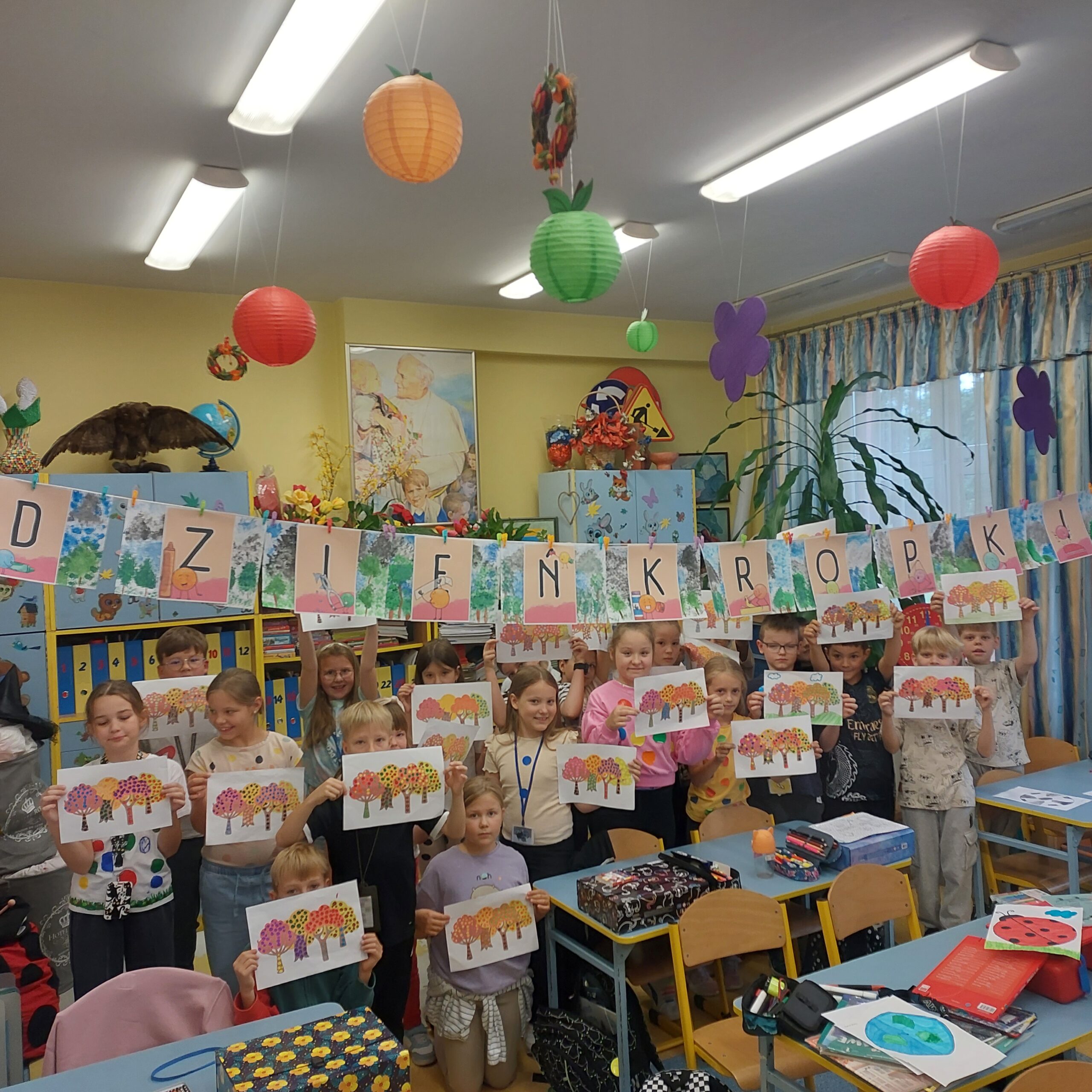 27.Klasa 3c jesienne drzewa