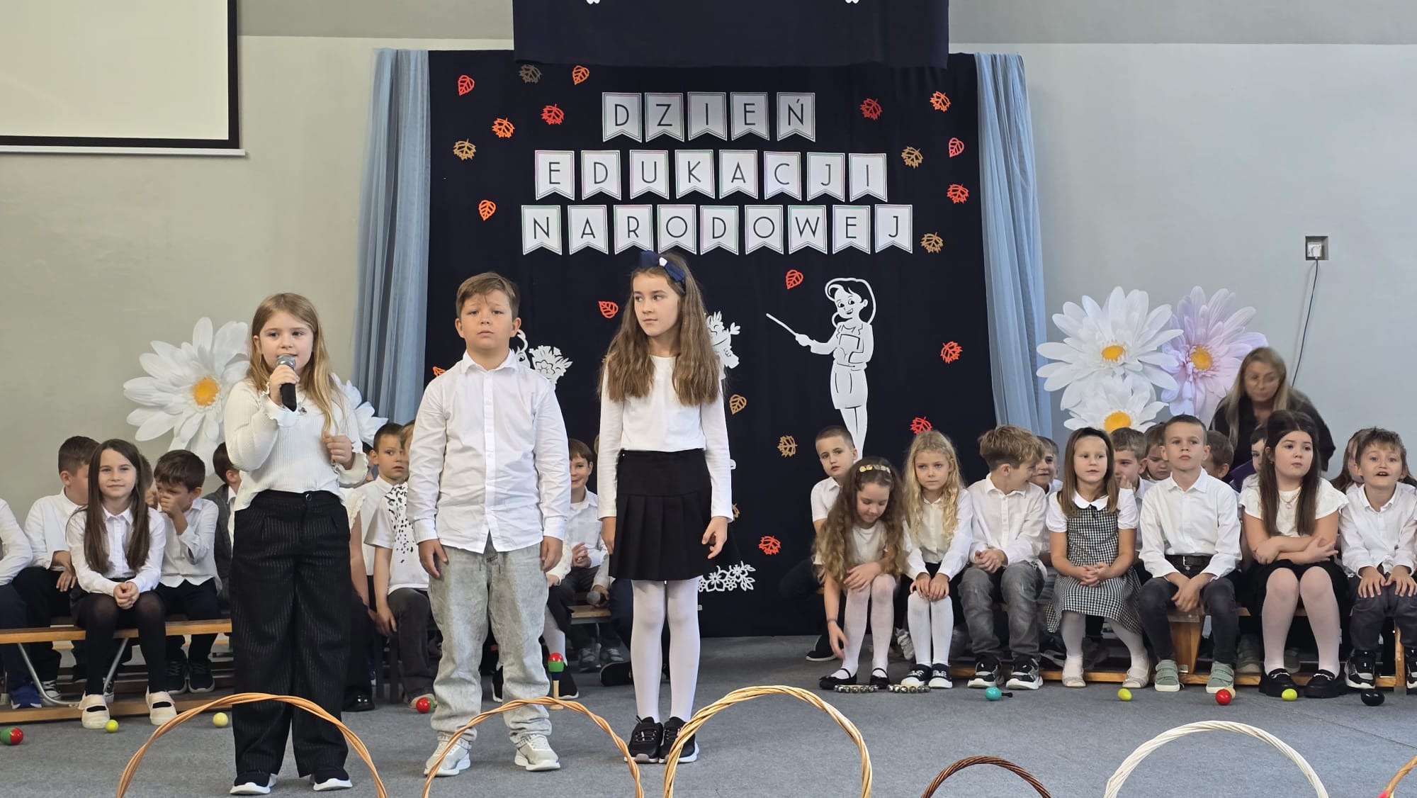 Akademia klas 1-3 z okazji Dnia Edukacji Narodowej
