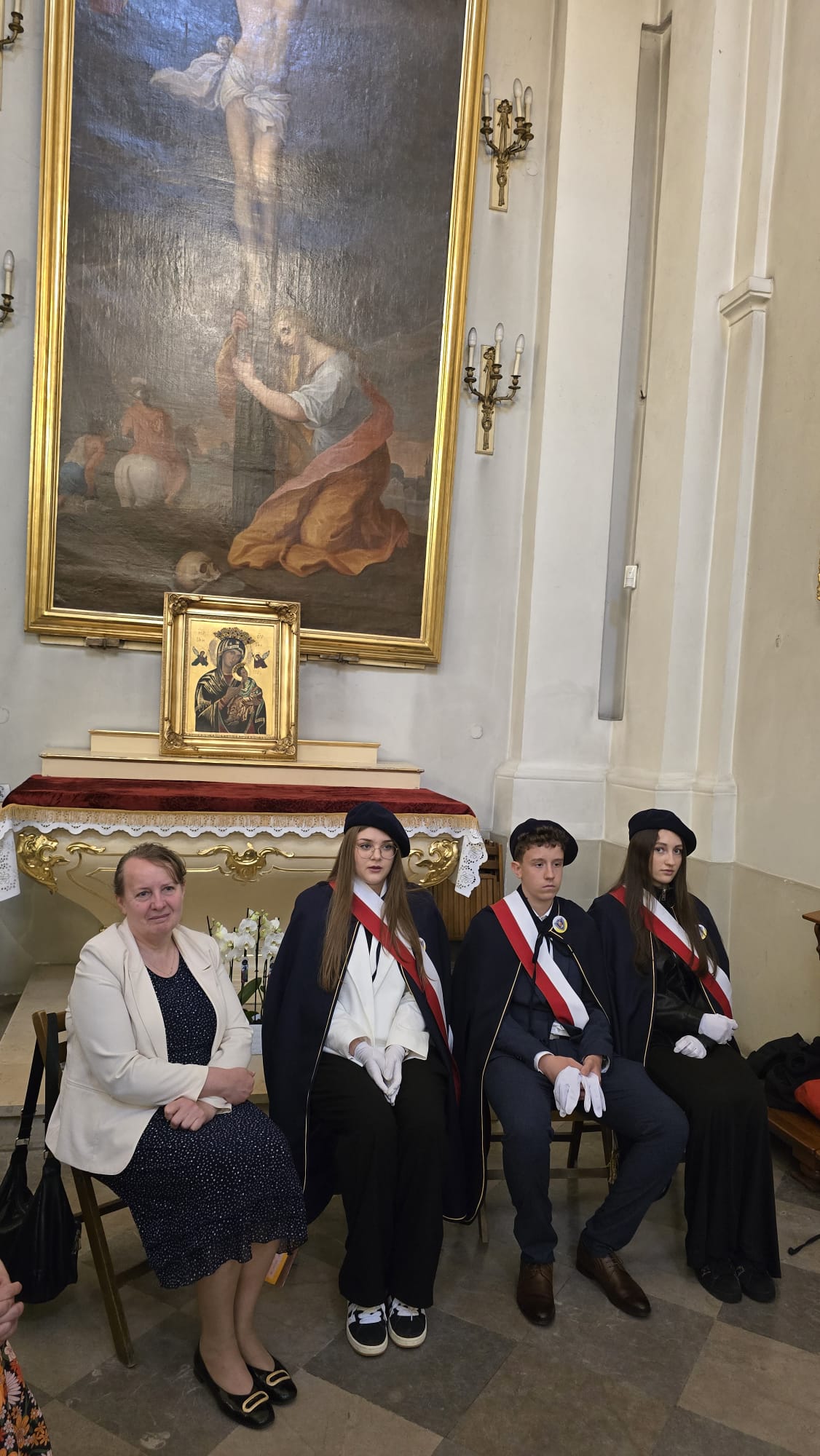 Swieto-Szkoly-maj-2026 w kościele podczas mszy