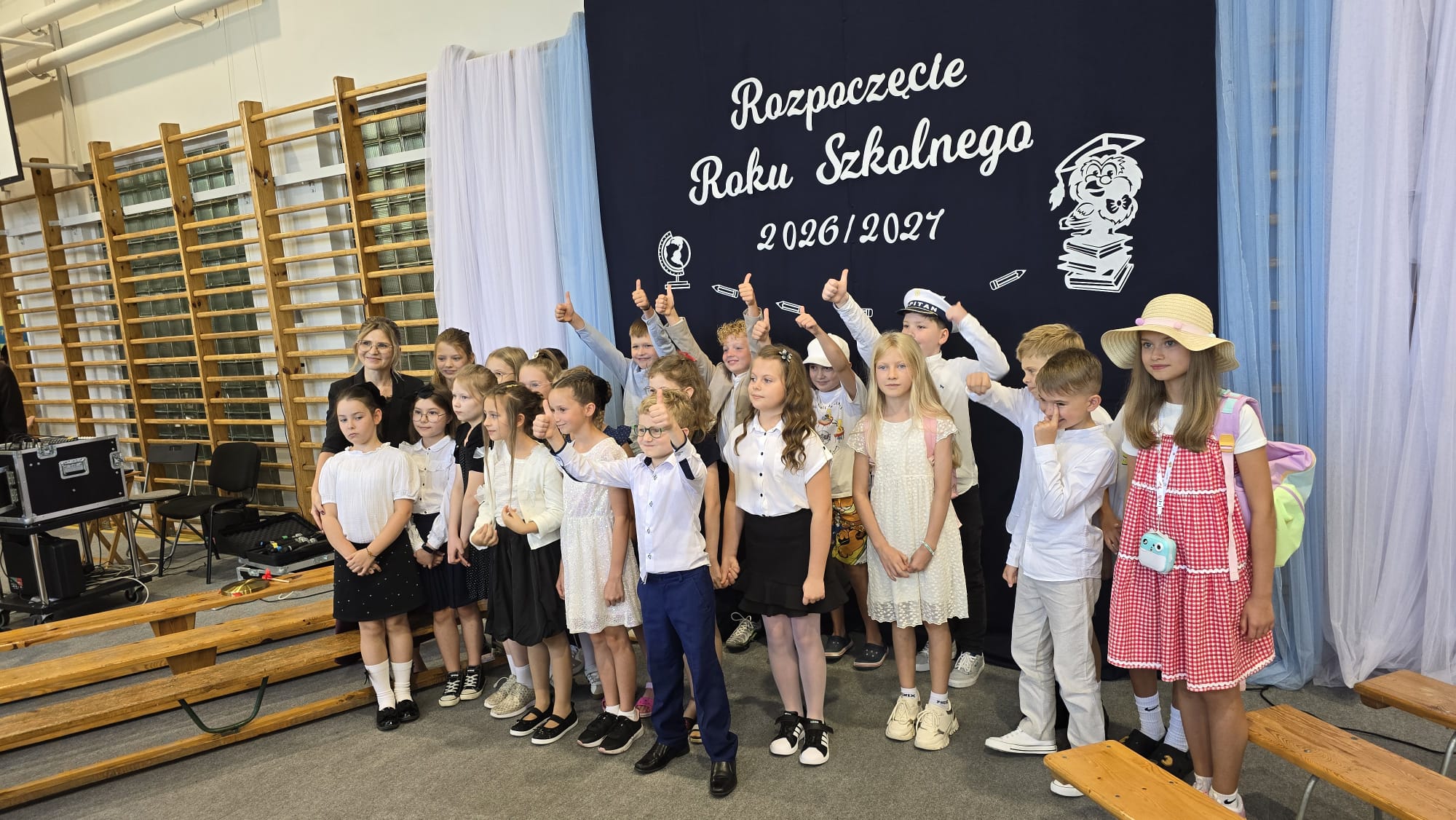 Uroczyste rozpoczęcie roku szkolnego 2026/2027 w klasach 4-8. Występy uczniów.