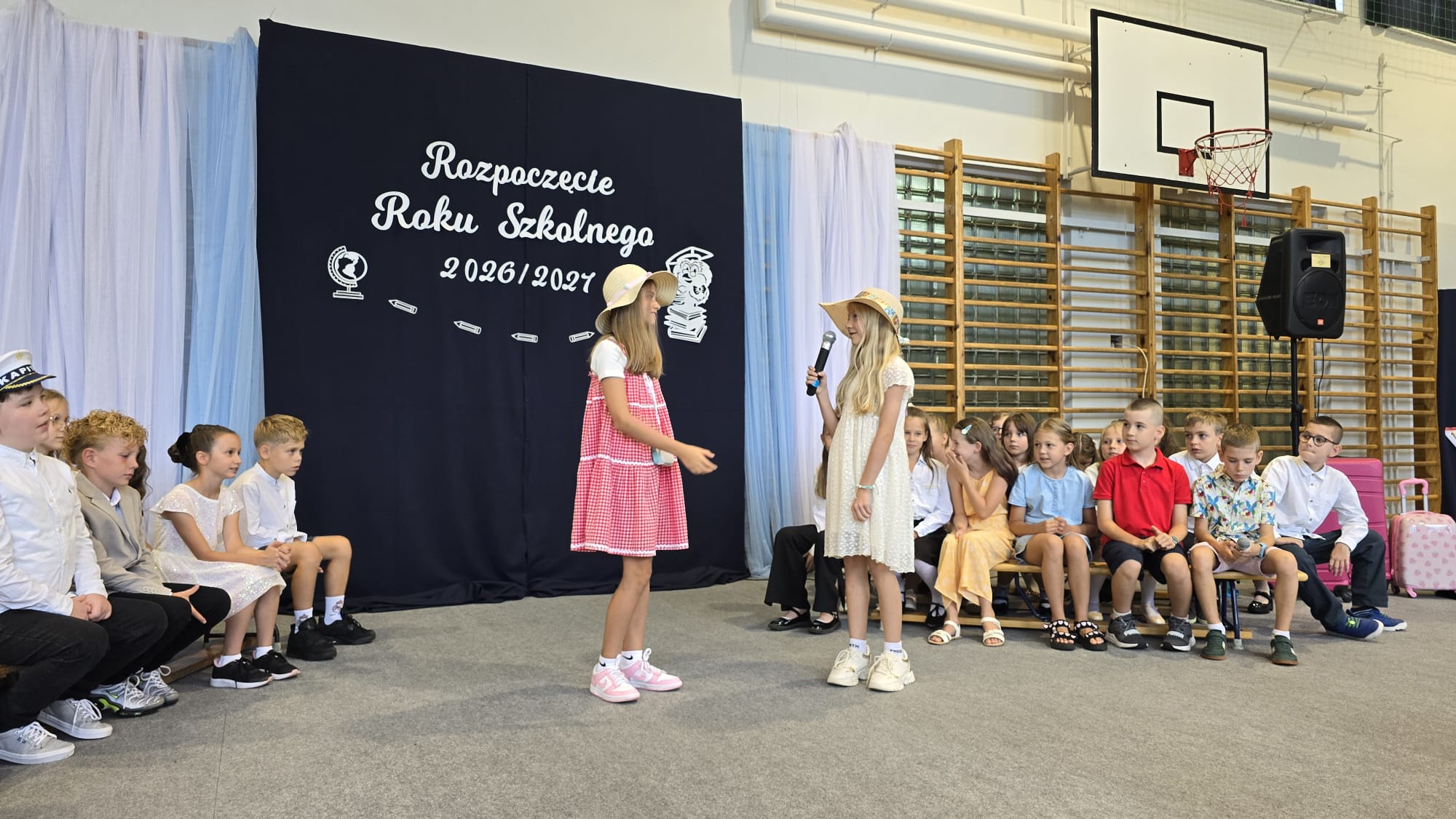 Uroczyste rozpoczęcie roku szkolnego 2026/2027 w klasach 4-8. Występy uczniów.